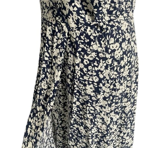 NEW & Other Stories Size 8  Printed Scallop Wrap Mini Dress $99 - Picture 9 of 16